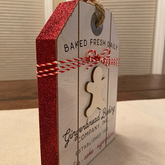 Christmas Gingerbread Man Wood Decor Sign For Tier Trays Tabletop Or Shelf - Picture 3 of 12